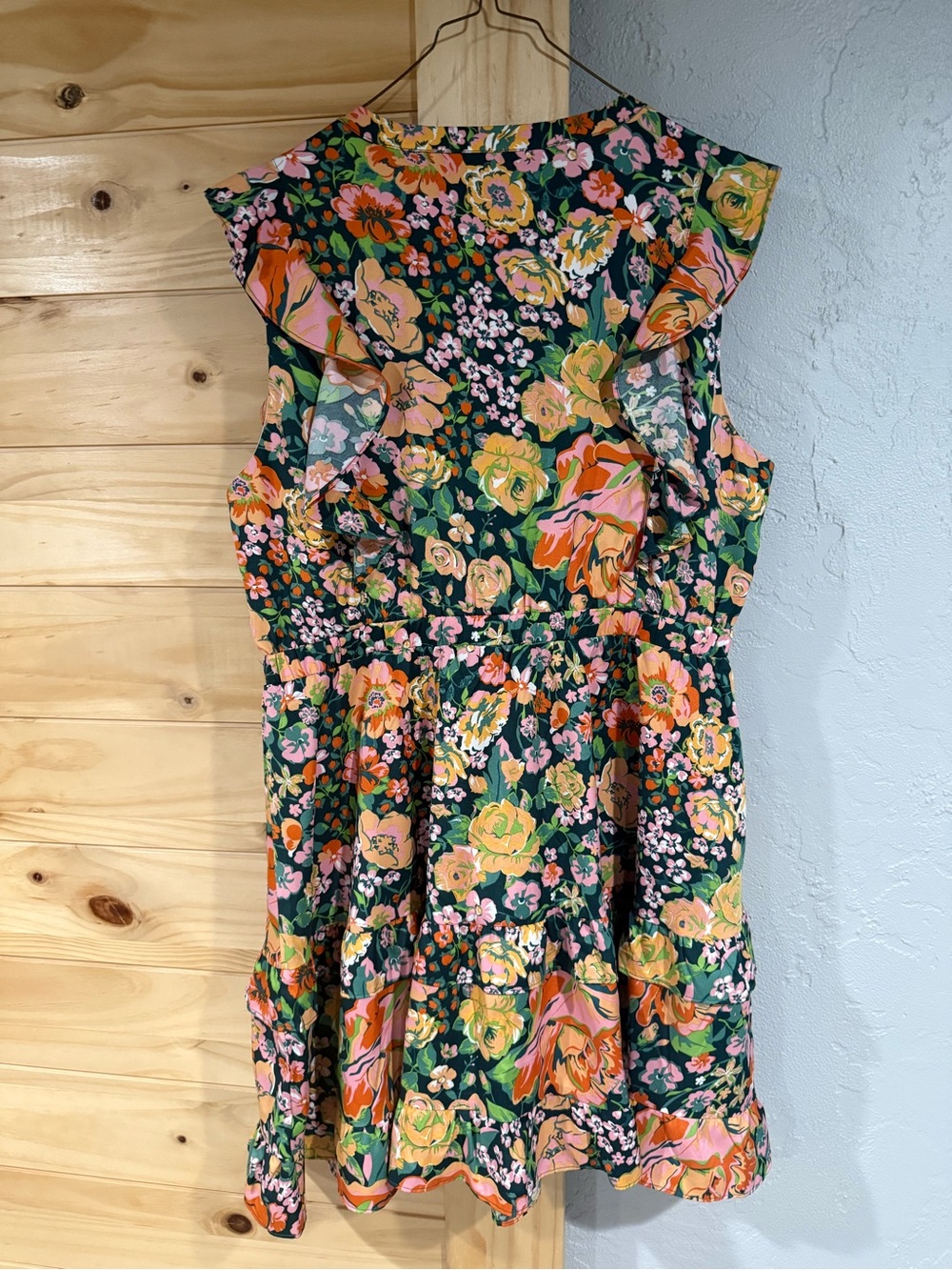 NWT THML Floral Ruffle dress in Green Pink Peach - Picture 12 of 16